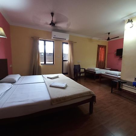 Hotel Srinivas Kochi Ngoại thất bức ảnh