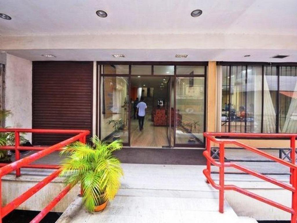 Hotel Srinivas Kochi Ngoại thất bức ảnh