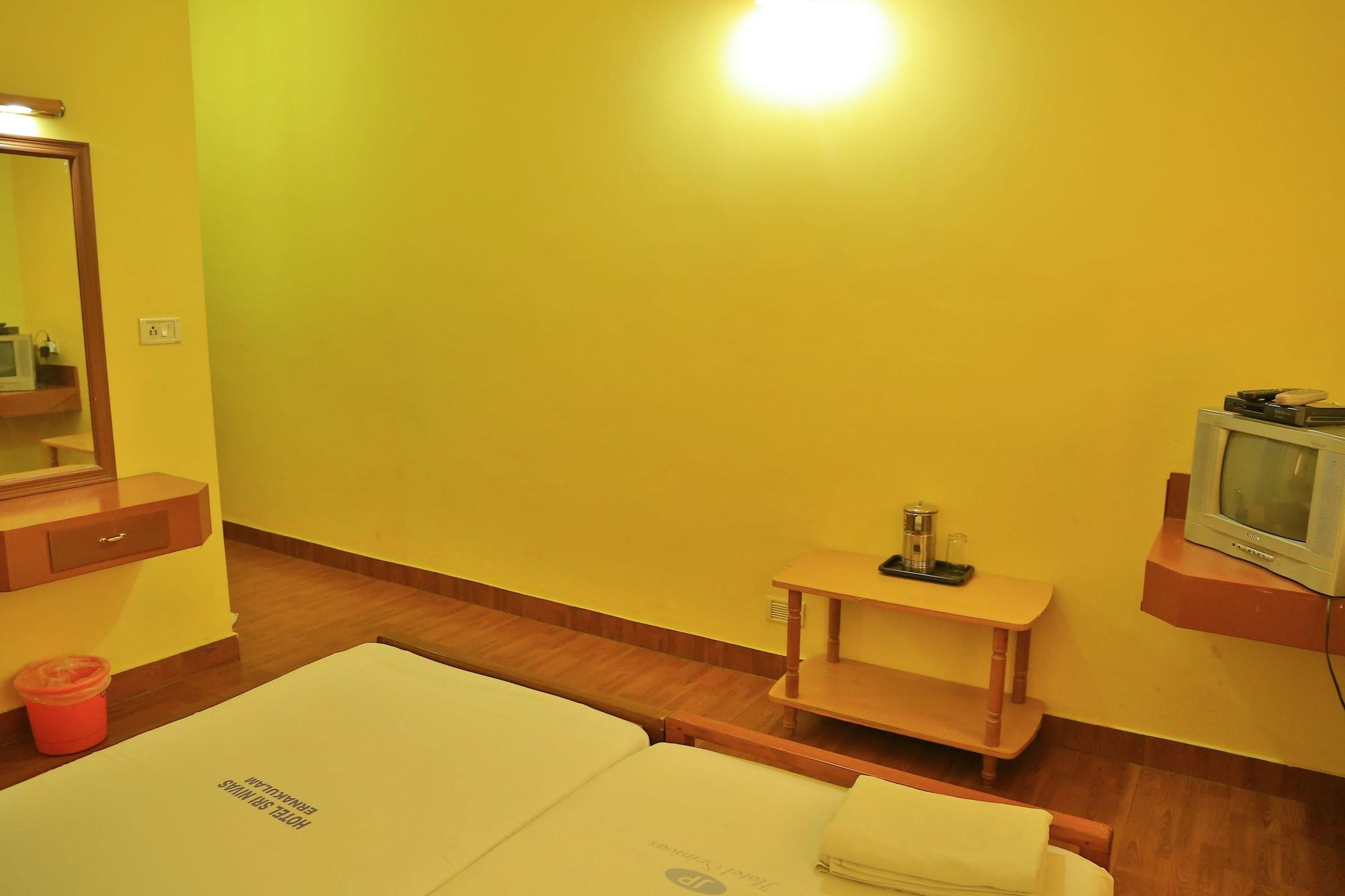 Hotel Srinivas Kochi Ngoại thất bức ảnh
