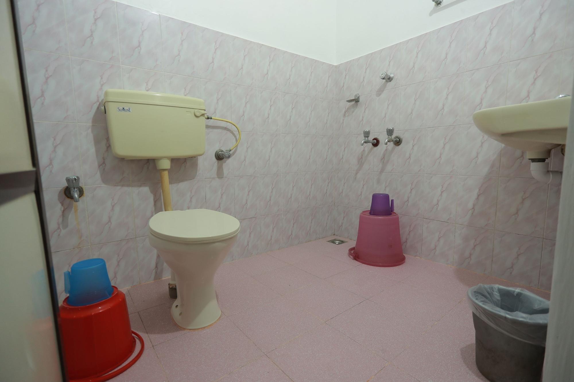 Hotel Srinivas Kochi Ngoại thất bức ảnh