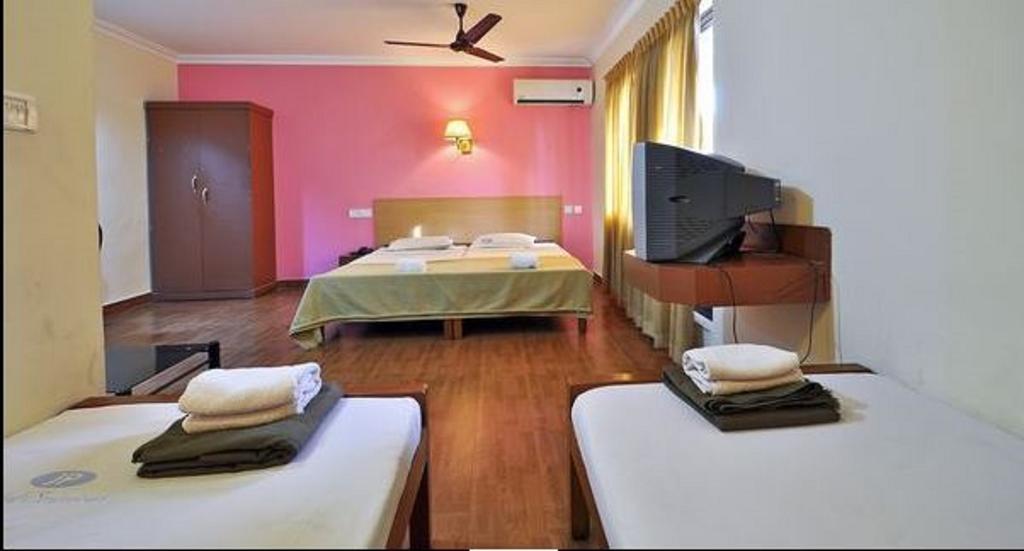 Hotel Srinivas Kochi Ngoại thất bức ảnh